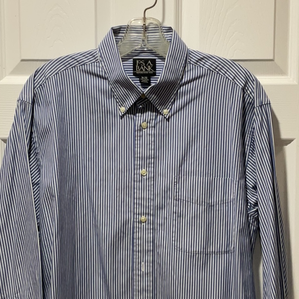 Jos A Bank blue & white pinstripe cotton dress shirt button down collar 16 32